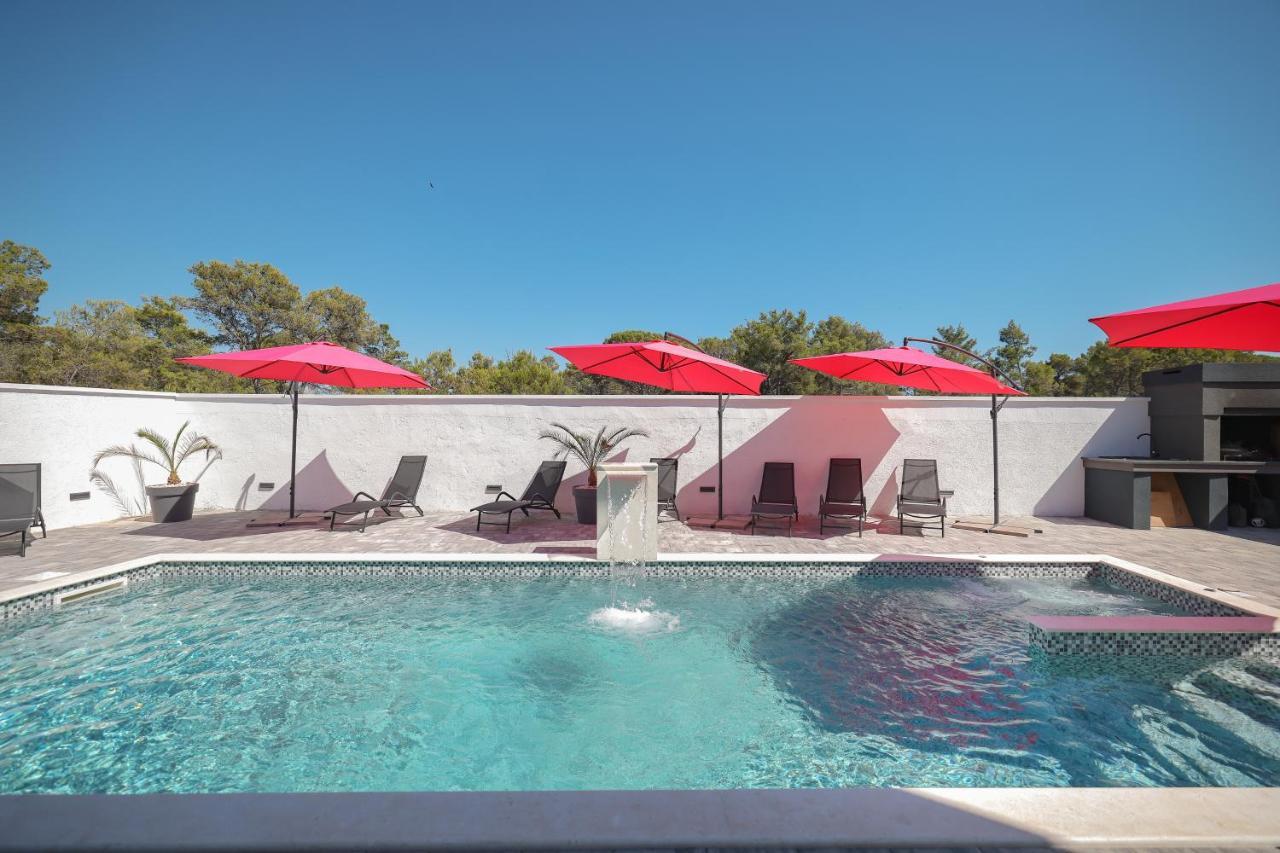 Villa Rhapsody In - Luxury In Zadar *