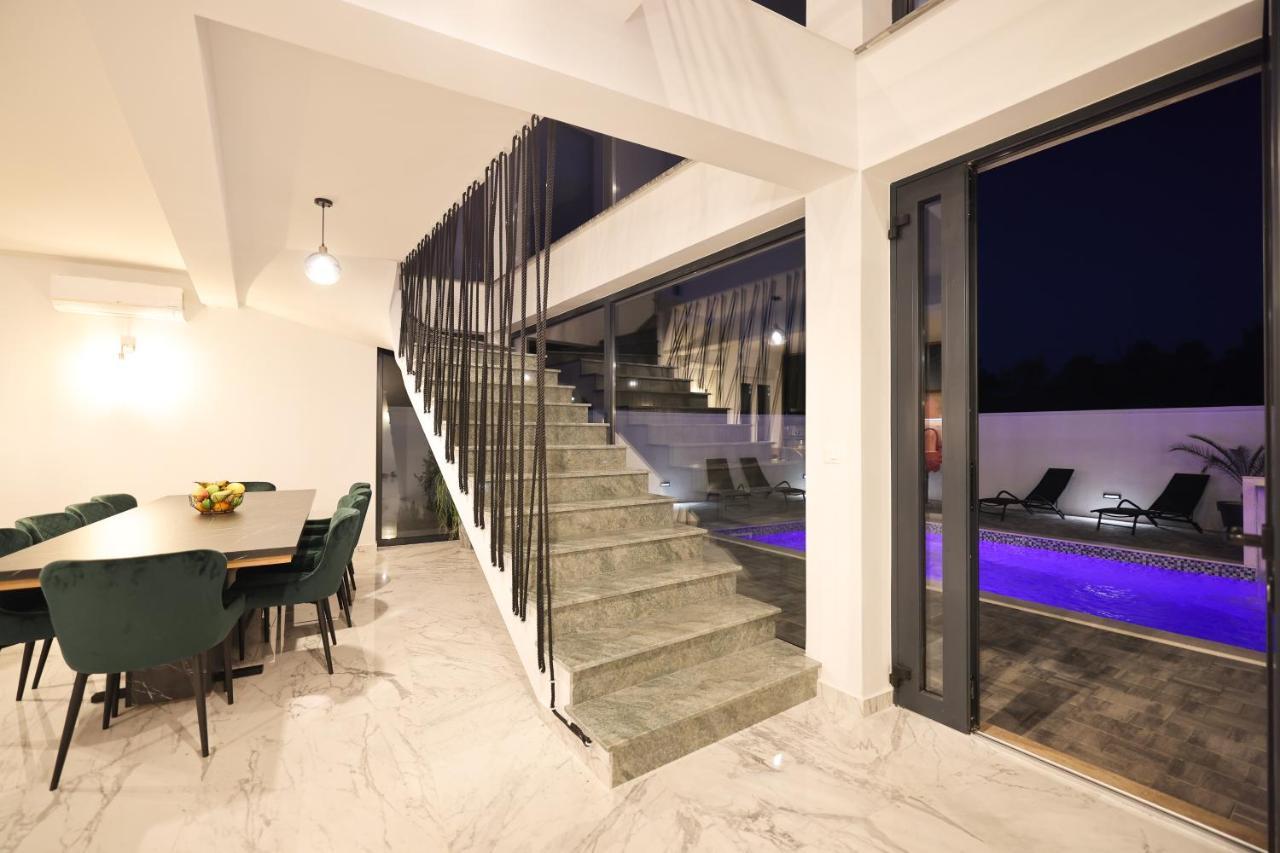Rhapsody In - Luxury In Zadar Villa Crno