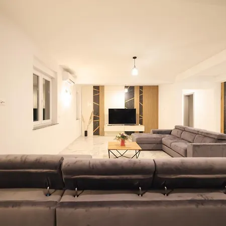 Rhapsody In Green - Luxury Villa In Zadar Crno Exterior photo