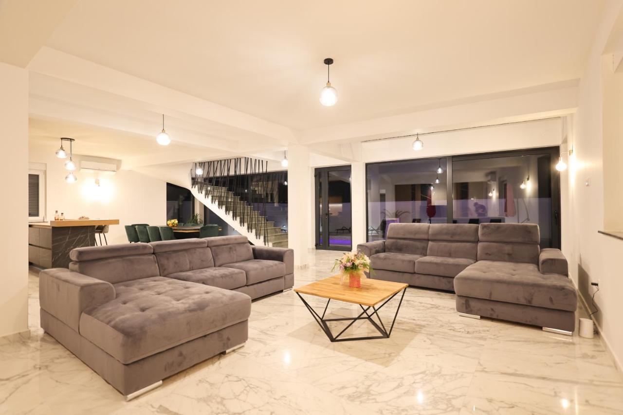 Rhapsody In - Luxury In Zadar Villa *